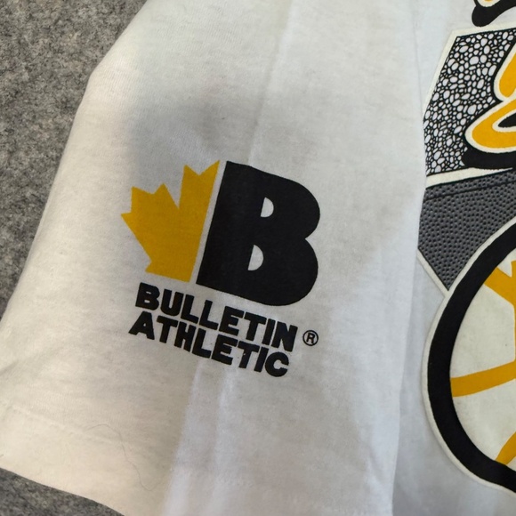 Vintage Boston Bruins NHL Hockey Goalie Graphic Men's T-Shirt White One Size - Picture 2 of 14